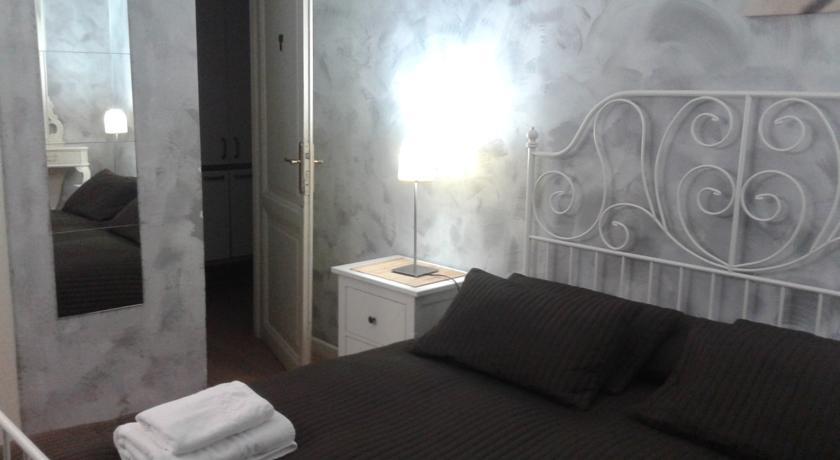 The Pope'S Window Hotel Rome Ruang foto